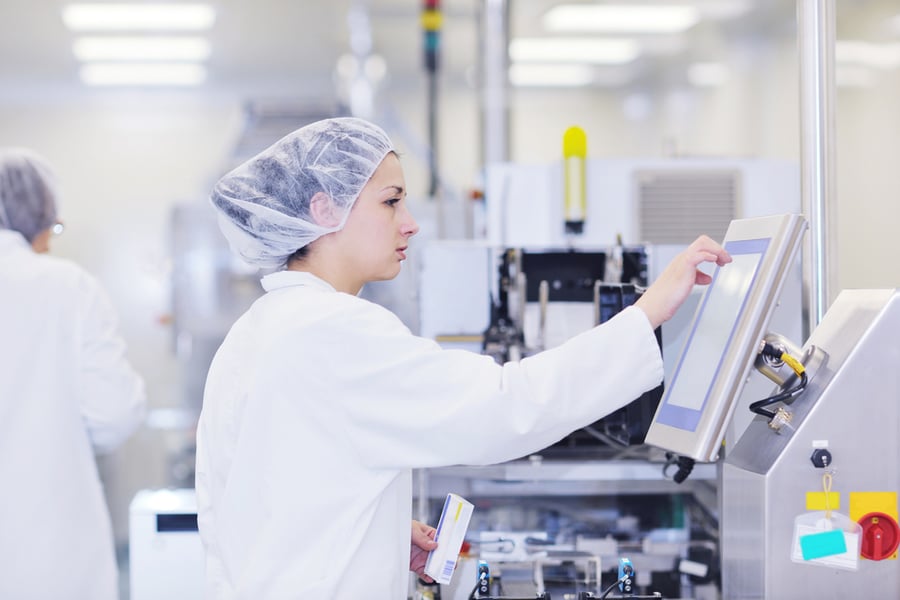 10 challenges facing the pharmaceutical industry in 2025